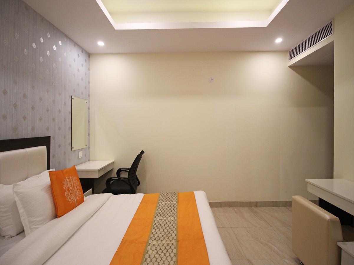 Oyo 8132 Hotel Kukreja دهرادون المظهر الخارجي الصورة