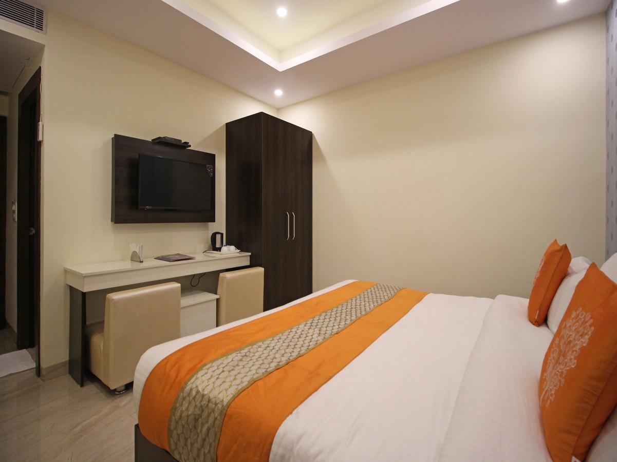 Oyo 8132 Hotel Kukreja دهرادون المظهر الخارجي الصورة